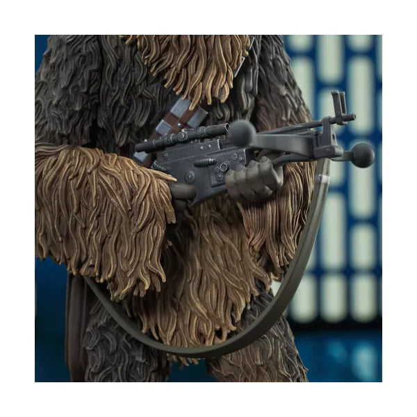 SW PREMIER COLLECTION EP4 CHEWBACCA STATUE
