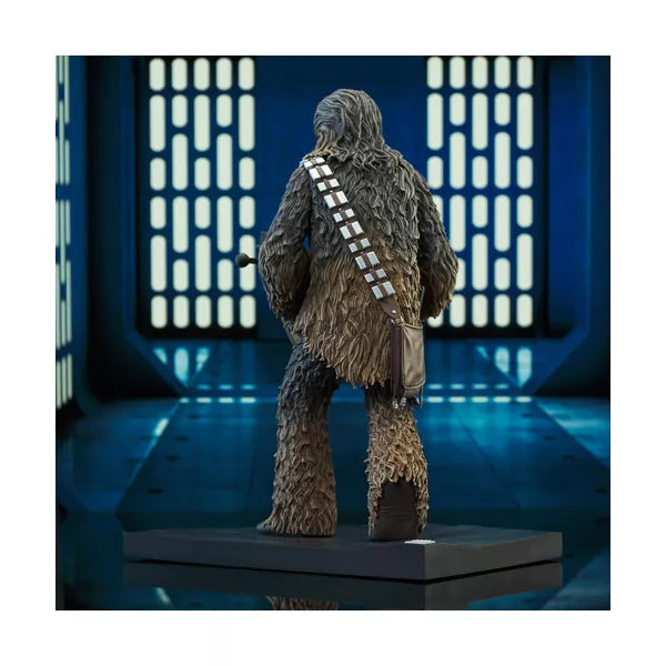 SW PREMIER COLLECTION EP4 CHEWBACCA STATUE