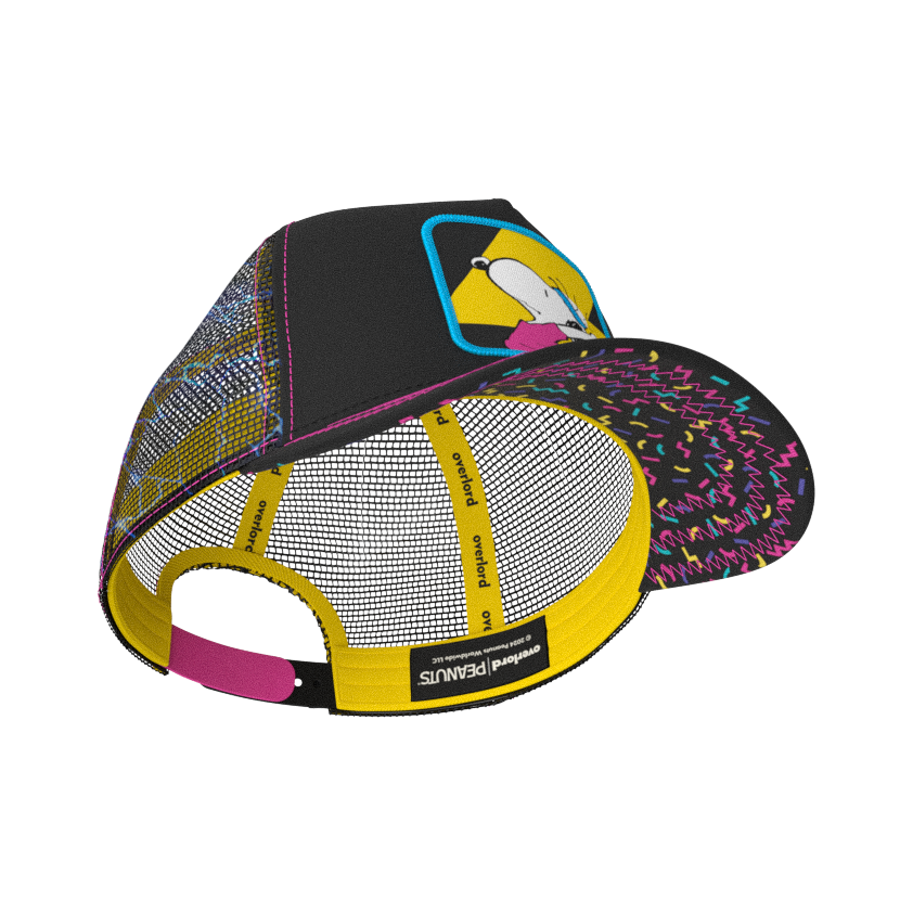 Peanuts: Flash Beagle Snoopy Trucker Hat