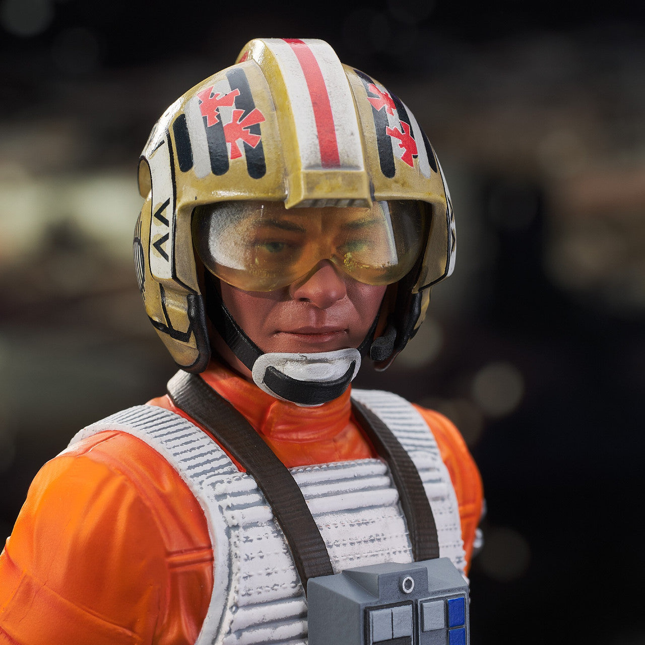 STAR WARS A NEW HOPE RED LEADER 1/6 SCALE BUST