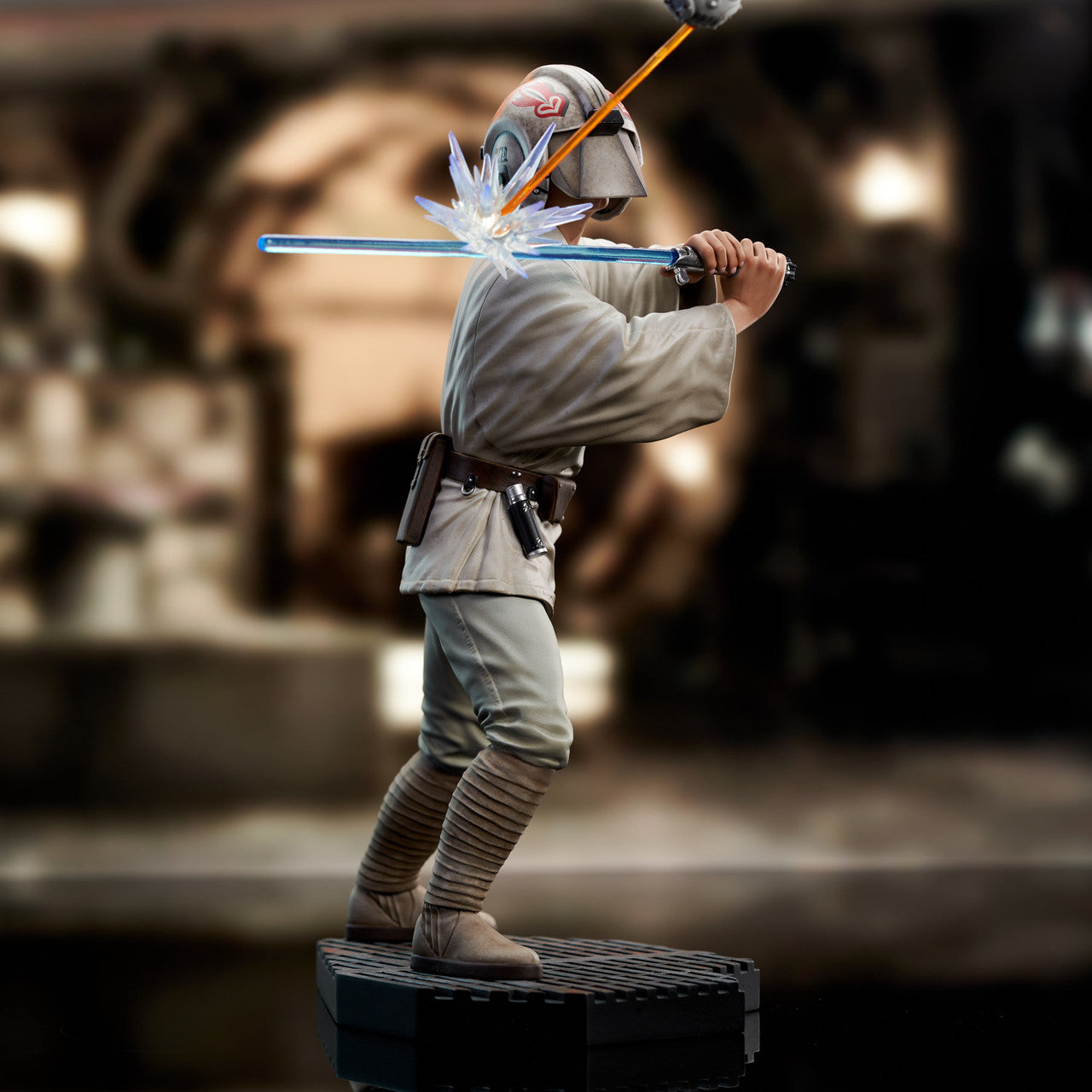 LUKE SKYWALKER TRAINING STATUE SW MILESTONES A NEW HOPE