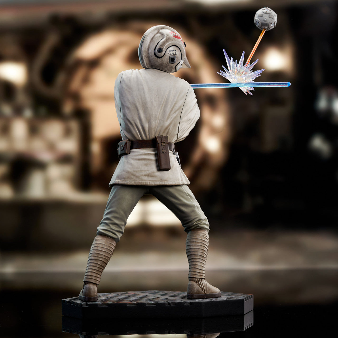 LUKE SKYWALKER TRAINING STATUE SW MILESTONES A NEW HOPE