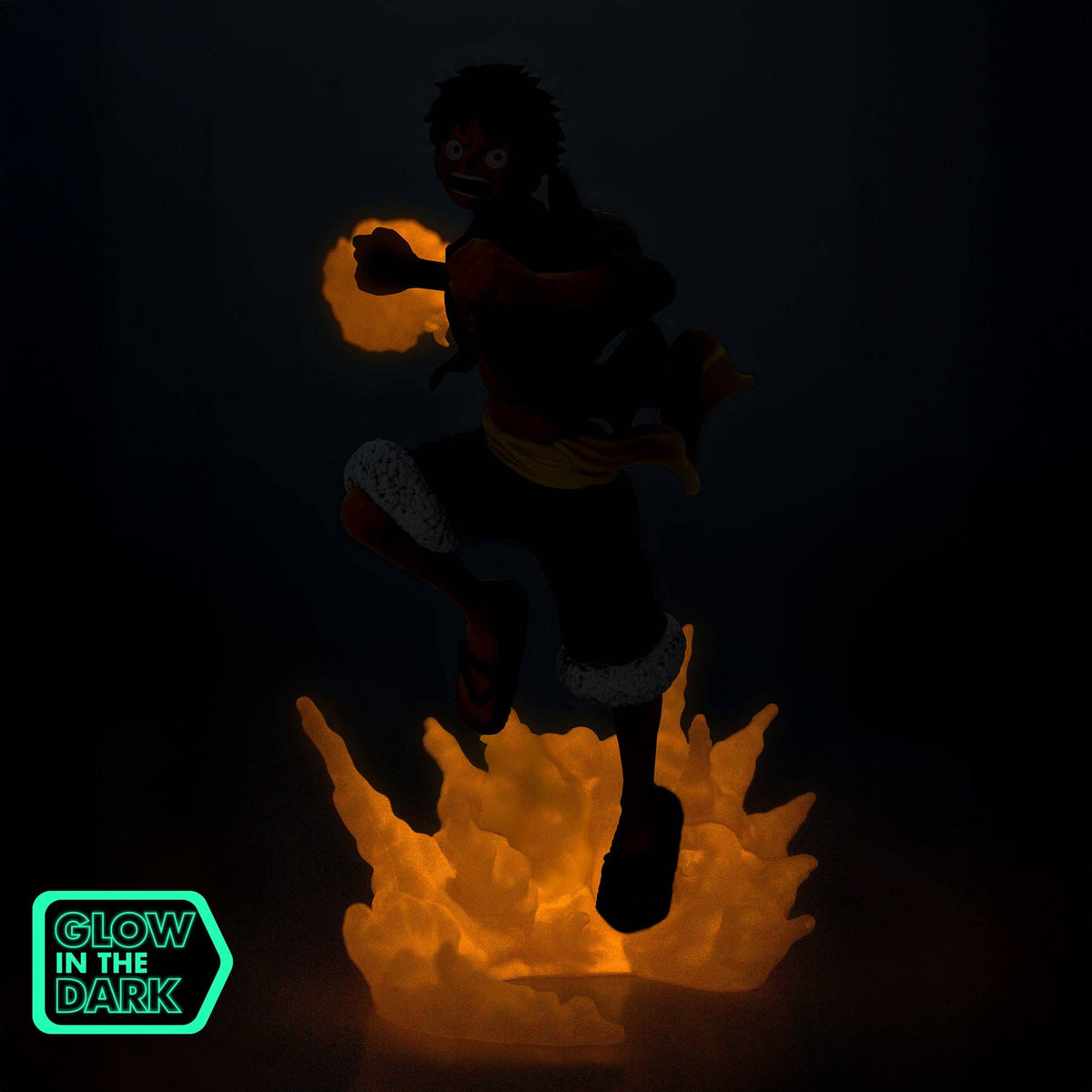 One Piece - Luffy Glow in the Dark SFC Figure