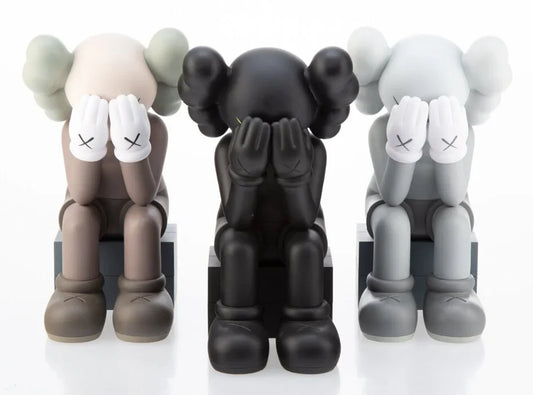 Kaws Seated Companion 11 INCHES - 28 CM