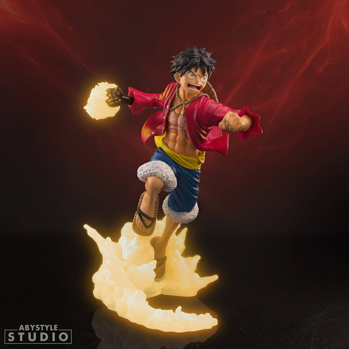 One Piece - Luffy Glow in the Dark SFC Figure