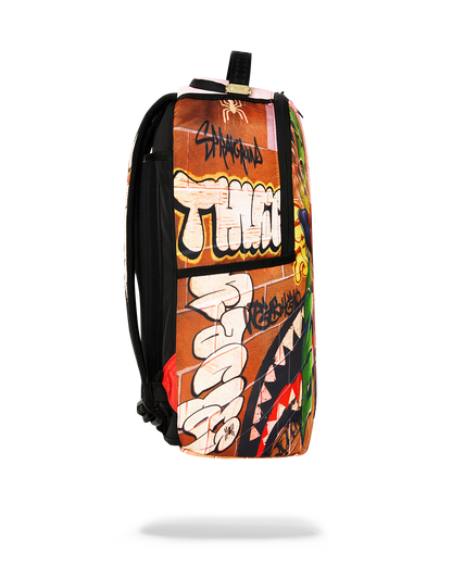 MARVEL SPIDERMAN CHILLIN BACKPACK
