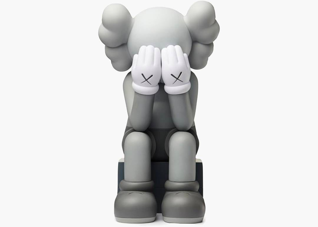 Kaws Seated Companion 11 INCHES - 28 CM