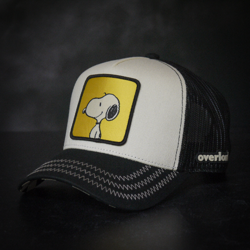 Peanuts: Snoopy Trucker Hat