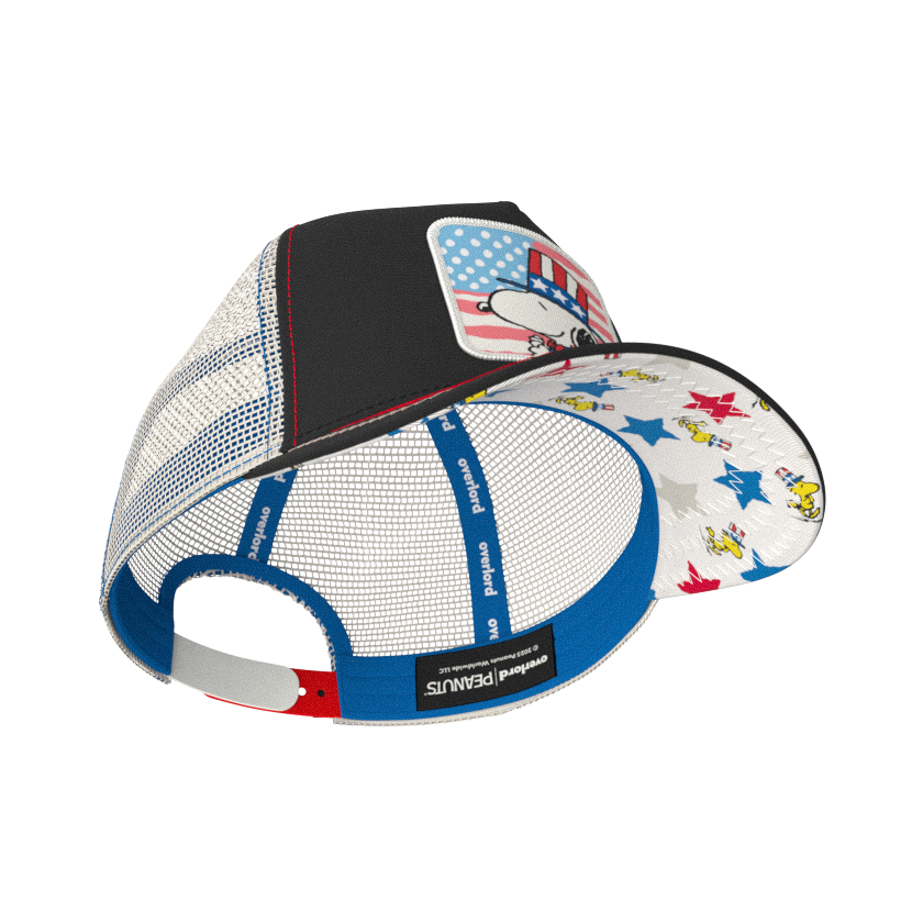 Peanuts: Patriot Snoopy Trucker