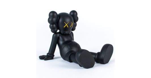 Kaws Holiday Taipei 5 1/2 in | 14 cm