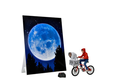 E.T. - 7 IN SCALE ACTION FIGURE - ELLIOTT & E.T. ON BICYCLE- Kidrobot